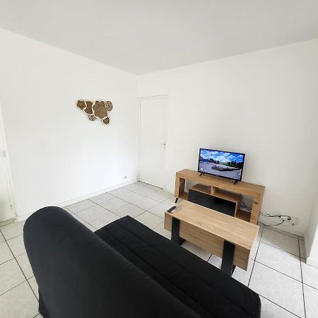 Bel Appartement Avec Jardin De 30M2 , Climatise Avec Parking Et Arrivee Autonome Cabestany Kültér fotó